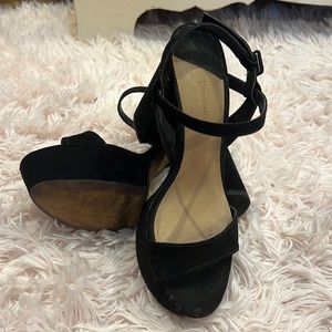 I no longer get used it wore it abou 3 times.